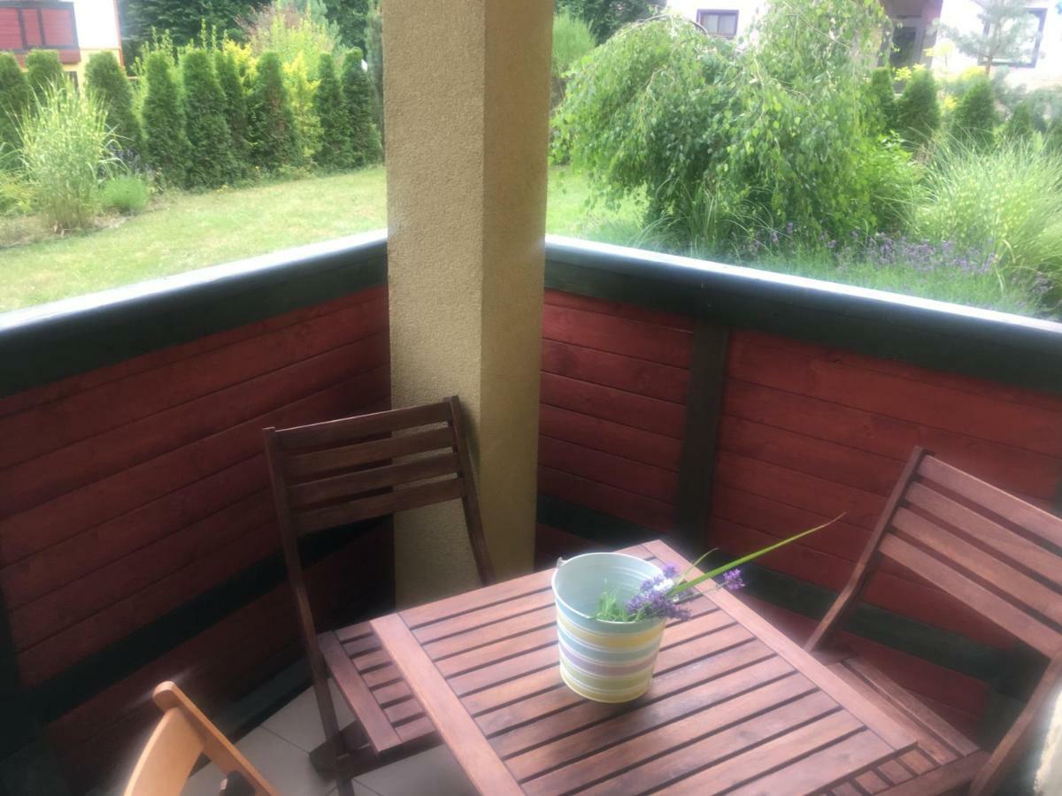 Apartament Parkowa Polana Z Ogrodem Lägenhet Polanica-Zdrój Exteriör bild